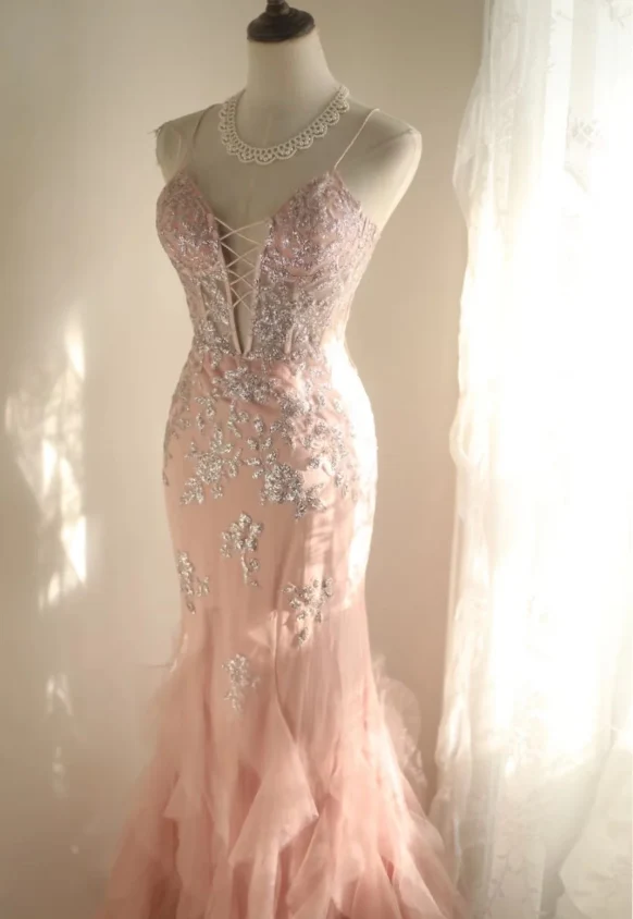 Sweet Pink Slim-Fit Fishtail Sequined Flower Layered Wedding Dress P2829 - Image 5
