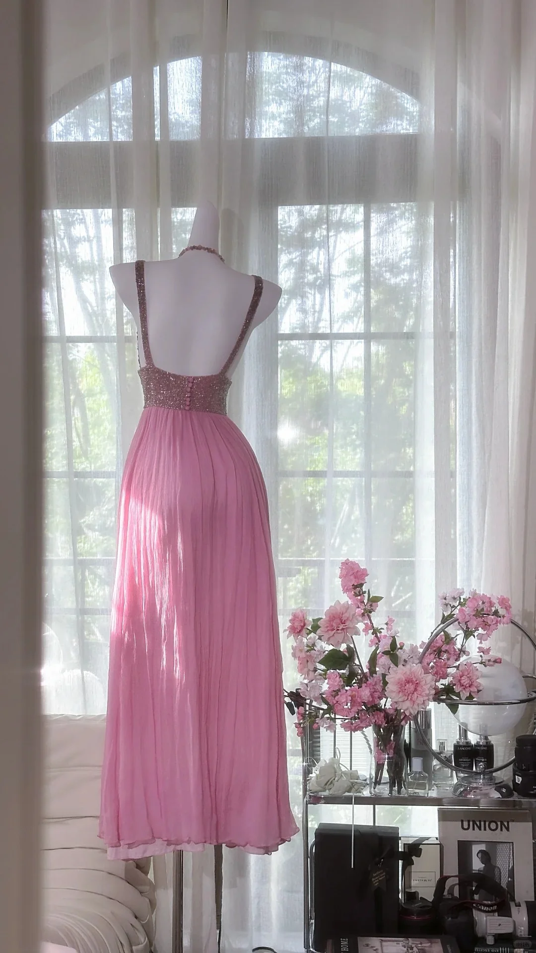 Vintage Beaded V-Neck Sequined Chiffon Backless Prom Dress P3265 - Image 3