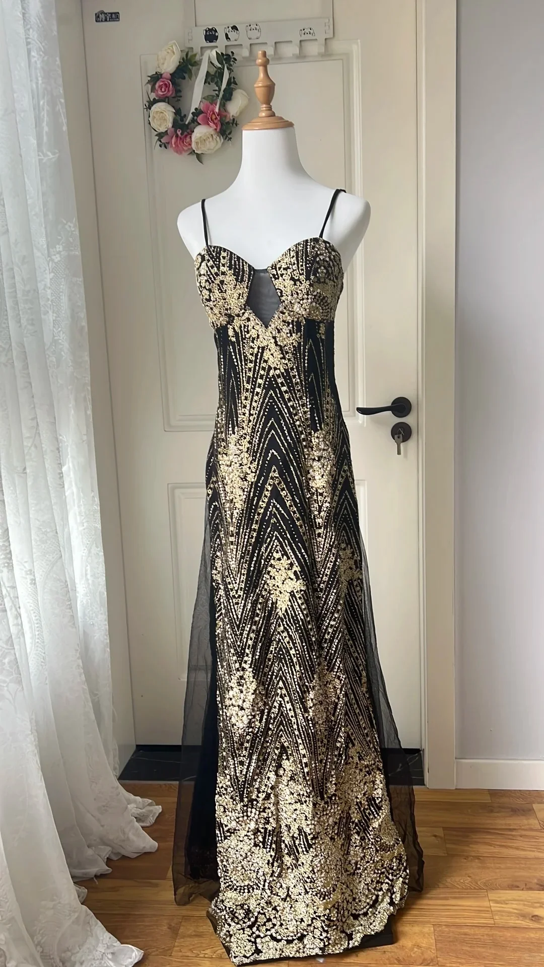 Vintage Black and Gold Mermaid Strappy Sequin Embroidered Long Prom Dress Evening Dress P4199 - Image 2