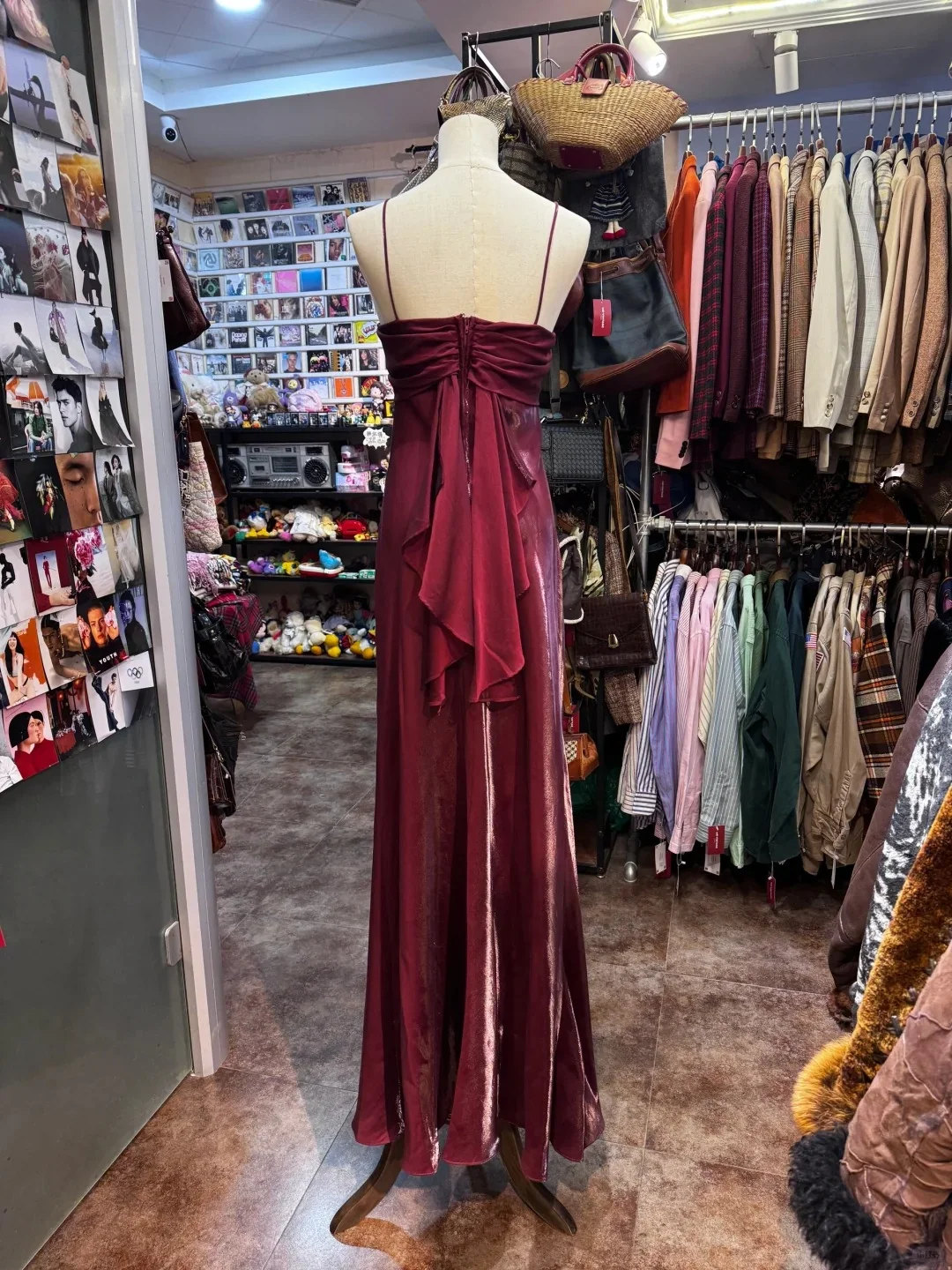 Vintage Burgundy Spaghetti Strap Halter Neck Satin Long Prom Dress Evening Dress P4137 - Image 4