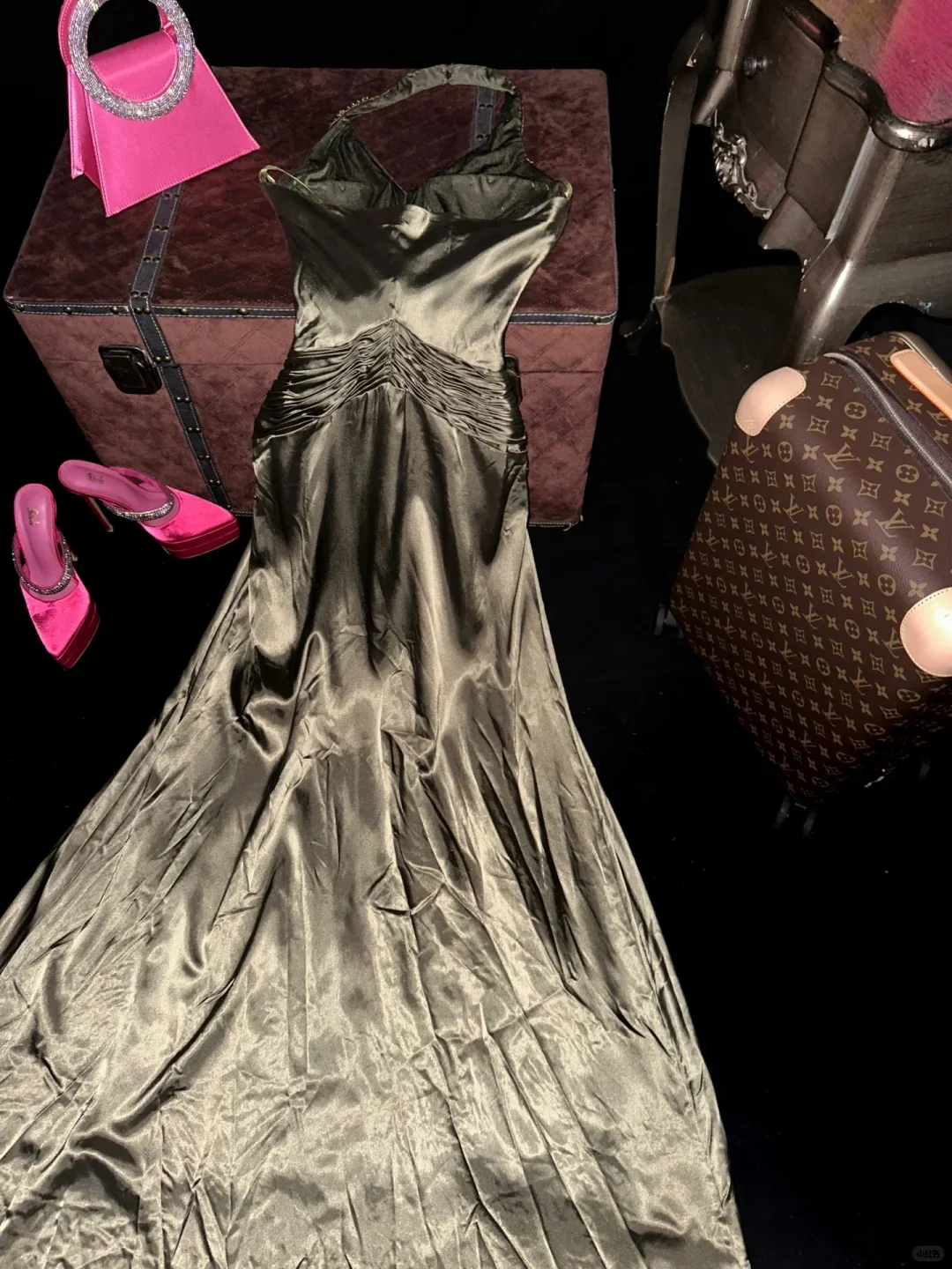 Vintage Green Halter Beaded Satin Long Prom Dress P3450 - Image 5