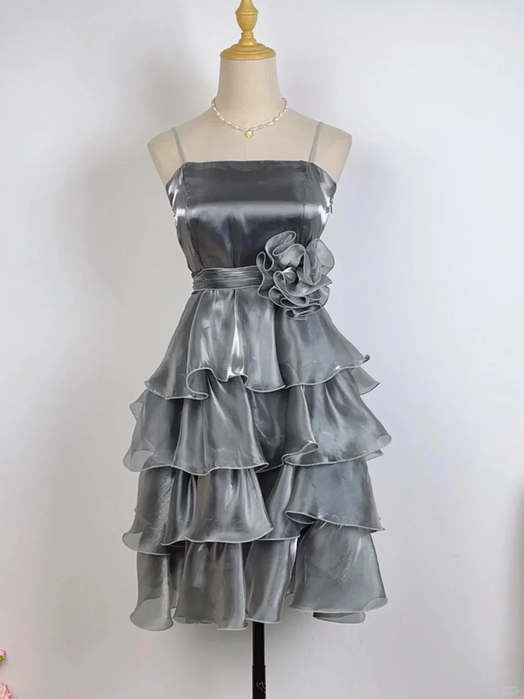 Vintage Laser Silver Strap Cake Skirt Homecoming Dress P3363