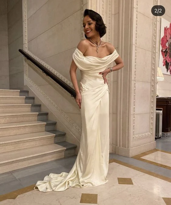 Vintage Mermaid Strapless Long White Satin Wedding Dresses P1283 - Image 2