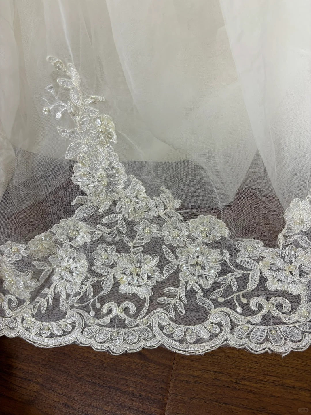 Vintage satin patchwork tulle embroidery and beading one-shoulder mermaid wedding dress P2964 - Image 4