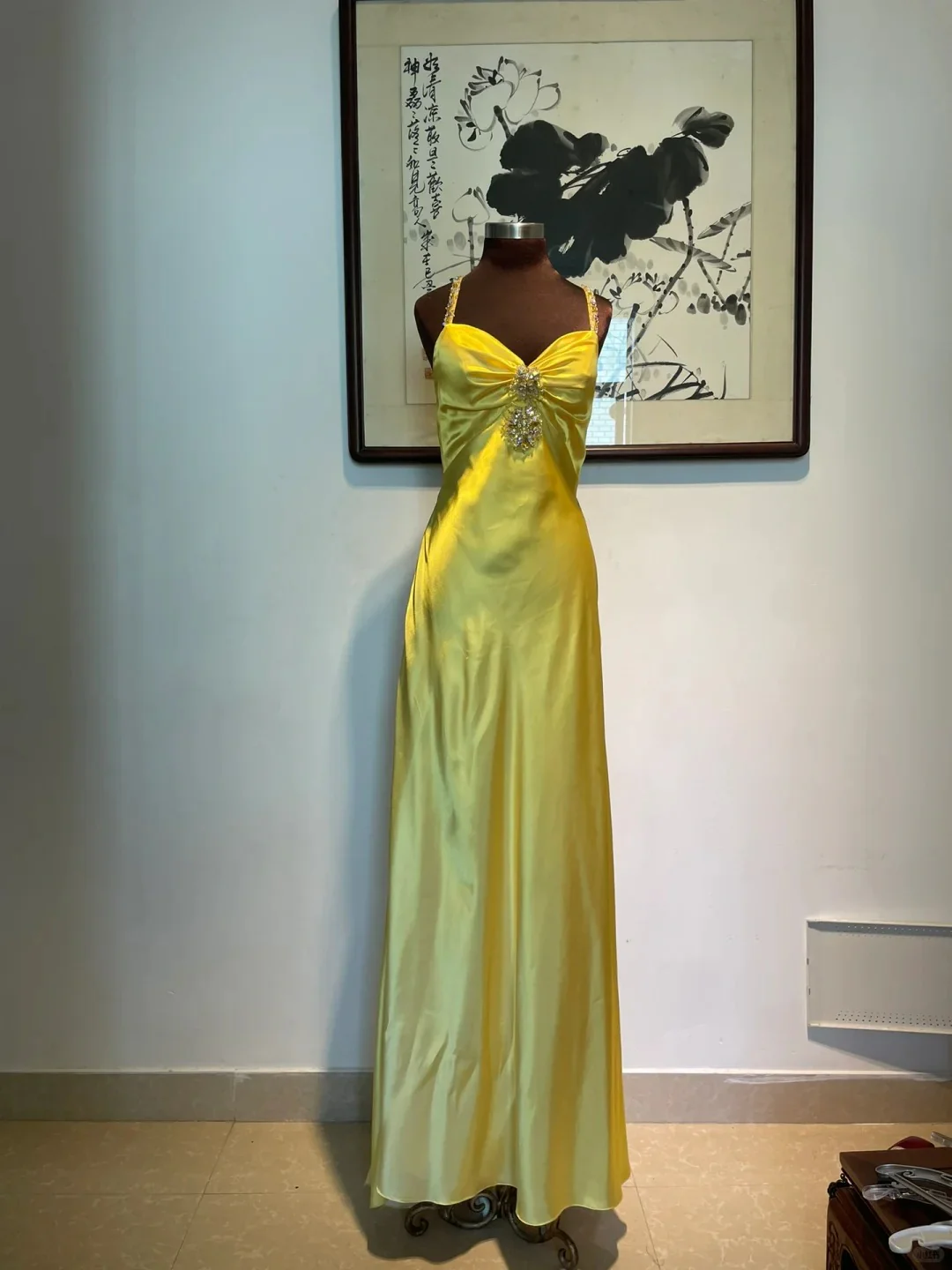 Vintage Yellow Fitted Halter Neck Satin Long Prom Dress Evening Dress Bridesmaid Dress P4266 - Image 2
