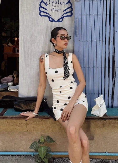 White irregular polka dot square neck sleeveless slim fit hip homecoming dress P3225 - Image 4