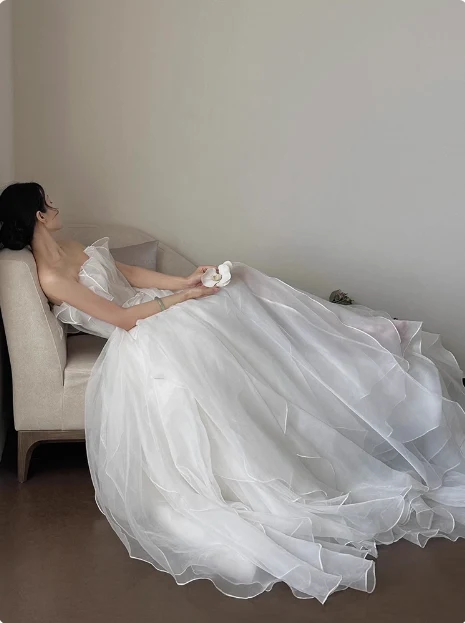 White simple and elegant tube top tulle A-line wedding dress P2766